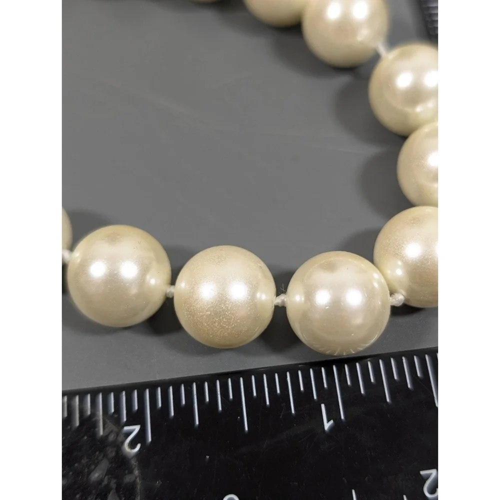 Charter Club‎ Cream Glass Faux Pearl Classic Hollywood Chic Necklace 18